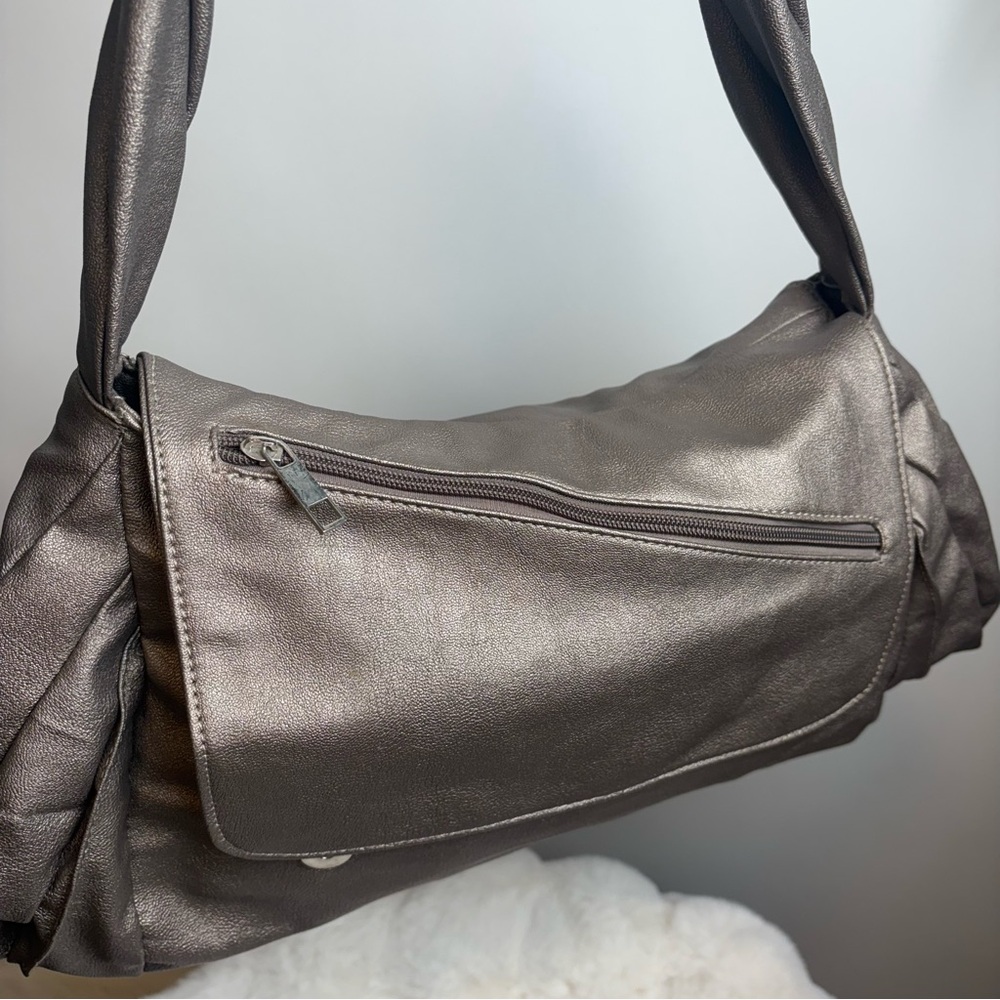 Passion Handbag. Bronze colour. NWT .